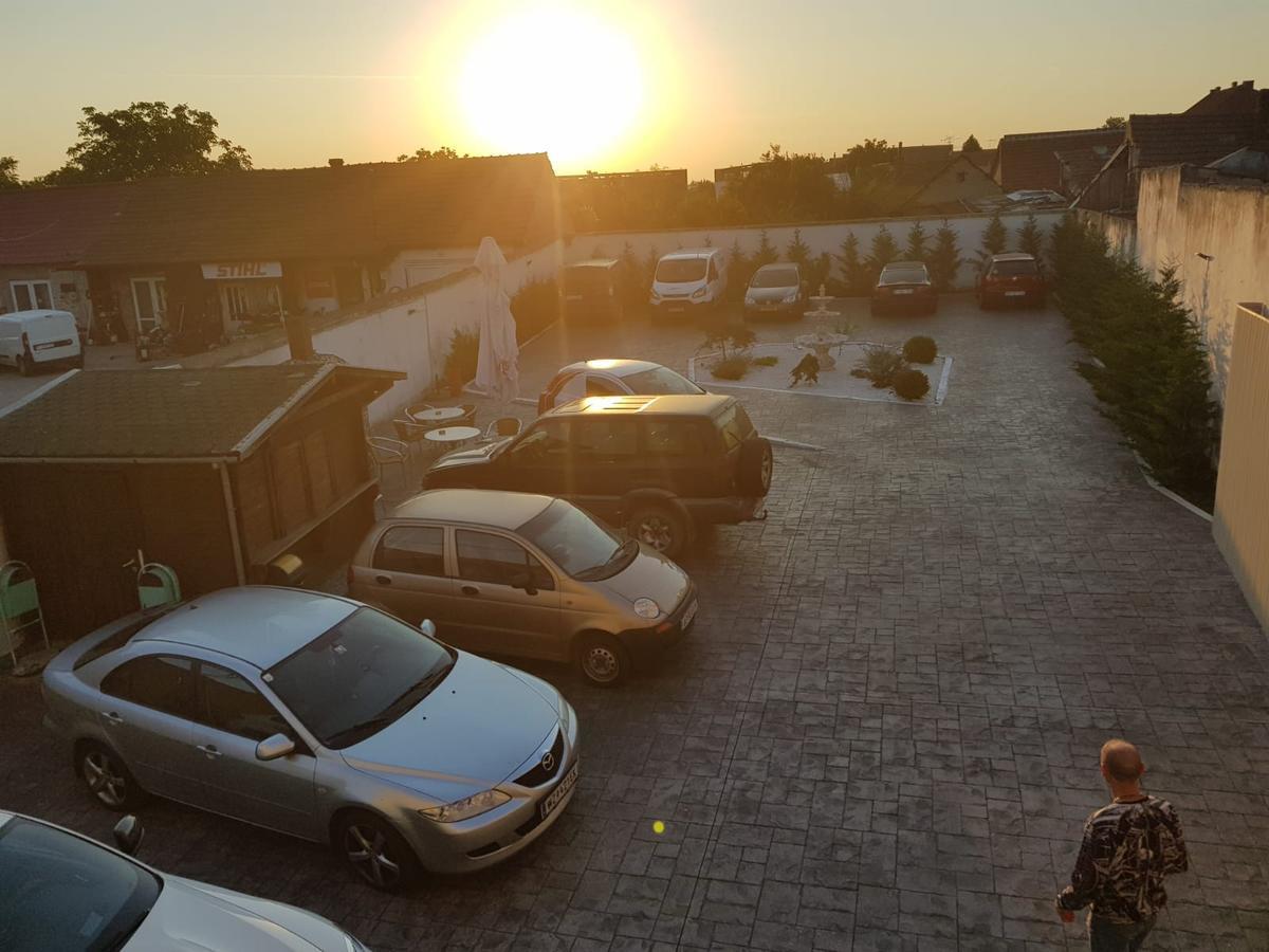 Pensiune Xe-Mar Arad Esterno foto